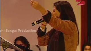 Muhinja Yaar Mitha  Sanam Marvi  Sindhi program in Dubai [upl. by Haimehen]